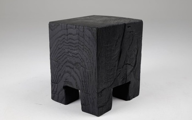 Logniture - Side table - Japanese Style, Wabi-Sabi, Handmade, Solid Wood, Chainsaw Carving, Unique - Oak
