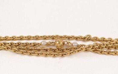 Long necklace in gold (750) decorated with small pearls. L: 148 cm, Weight: 18.1 gr.