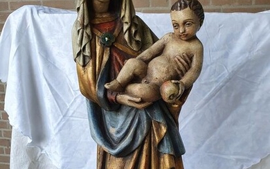 Madonna and child, Sculpture - Gothic Style - Wood - 20th century