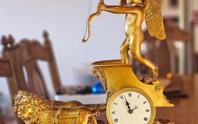 Mantel clock - Figural mantel clock - Empire Style - Gilt bronze, Marble - 1900-1910