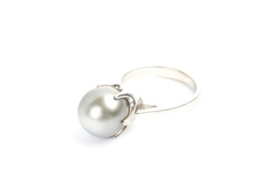 Mikimoto Cultured Pearl, 18k White Gold Ring.