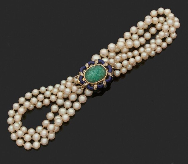 NECKLACE of fifty-one, forty-seven and forty-five falling white cultured pearls, the clasp in yellow gold 750 thousandths polylobé, translucent blue enamel adorned with twisted lines of small diamonds, the center set with a cabochon emerald engraved...