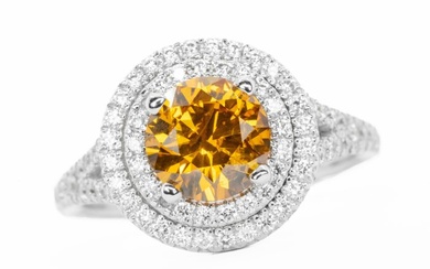 Natural Fancy Vivid Yellow-Orange - I1 & VVS Diamonds - - Ring White gold Diamond (Natural)