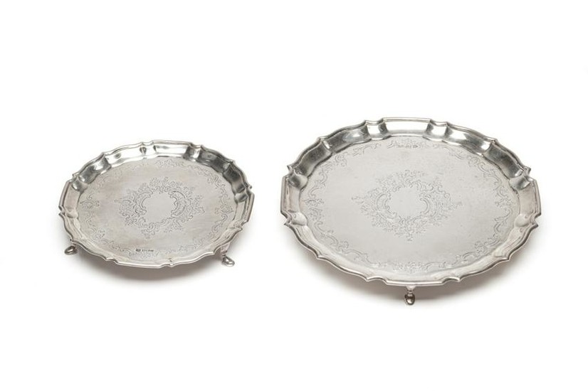 PAIR OF ENGLISH FOOTED SILVER SALVERS 521g
