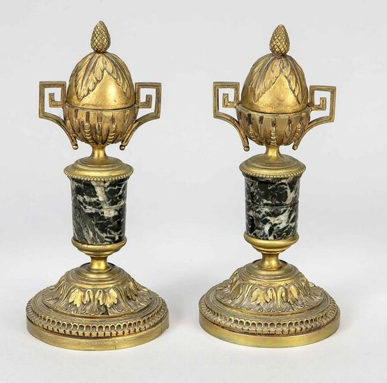 Pair of candlesticks with lids, l