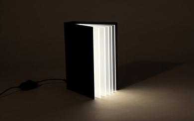 Pascale De Backer - Pascalina - Table lamp - Light Book
