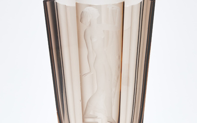 SIMON GATE. A vase, Orrefors, engraved decoration in the form of a female figure, signed Orrefors Gate 1508.