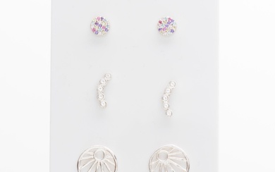 Six pairs of sterling silver stud earrings (6)