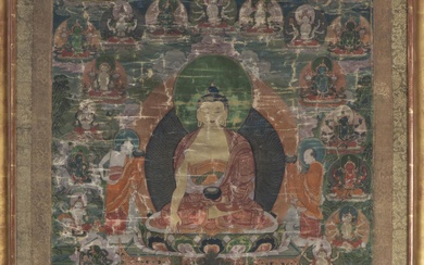 TIBET - Tangka ancienne représentant le Bouddha Sakyamuni assis en padmasana au centre sur le lotus