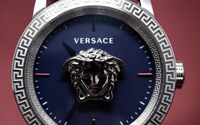 Versace - Palazzo Empire Watch Grey Stainless Steel Blue Dial Leather strap - VERD00118 - Men - 2011-present