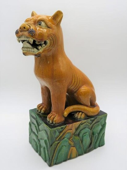 Vintage Chinese Sancai Glaze Foo Lion
