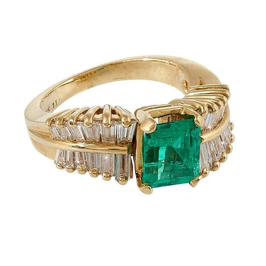 Vintage yellow gold, emerald and diamond ring