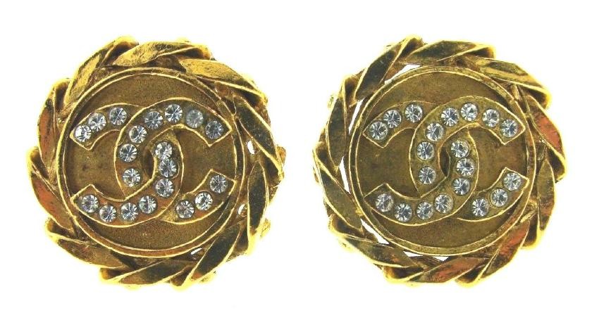 CHIC Chanel Gold Plated & Swarovski Crystal Logo Clip