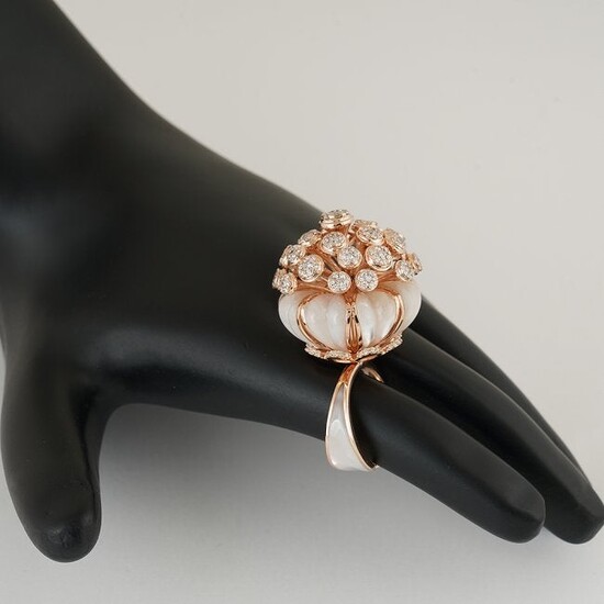 14 K Rose Gold Cocktail Diamond & Mother of Pearl Ring