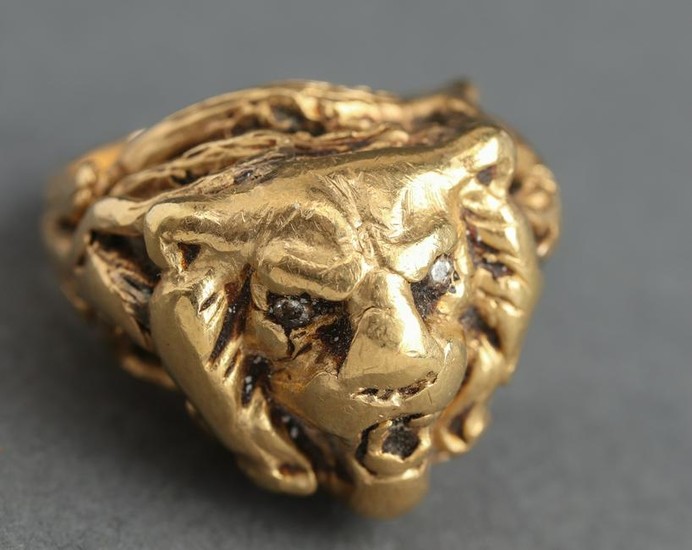14K Yellow Gold & Diamond Lion Head Ring