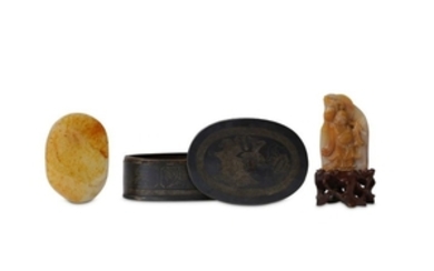 A CHINESE WHITE JADE BELT BUCKLE AND A SOAPSTONE