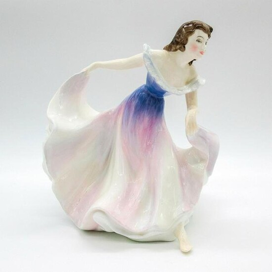 A Gypsy Dancer HN2230 - Royal Doulton Figurine
