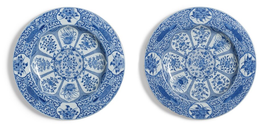 A Pair of Massive Chinese Export Blue and White 'Peacock' Pattern Chargers Qing Dynasty, Kangxi Period