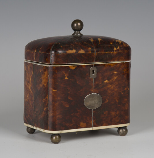 A Regency tortoiseshell and ivory banded tea caddy, the hinged lid and sides with metal stringing, t