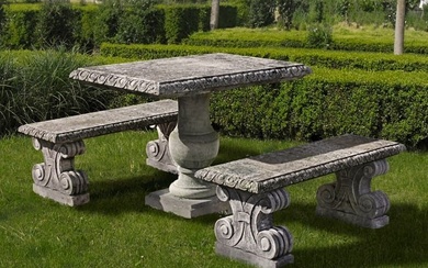 A SUITE OF CARVED LIMESTONE GARDEN FURNITURE, 20TH CENTURY
