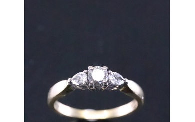 A diamond three stone ring set in 18ct gold, approx. 3.2 gra...