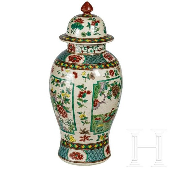 A large Chinese famille verte vase with lid, late Qing