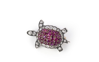 A late 19th century gem-set turtle brooch