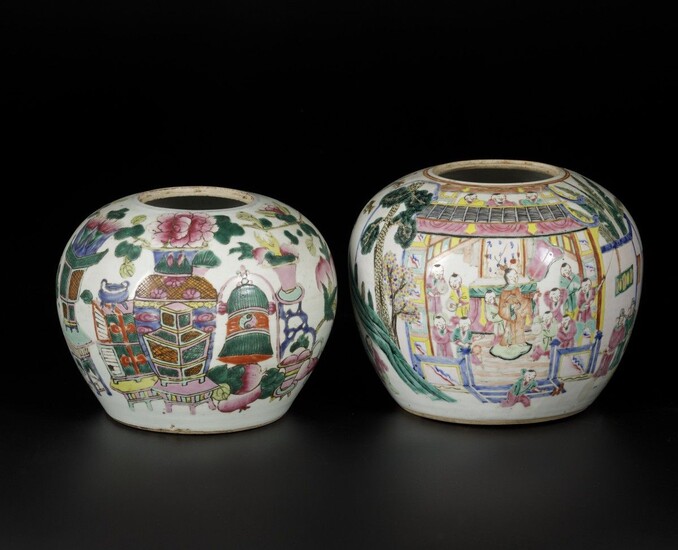 A lot of (2) porcelain storage jars with decor of figures and antiques, China, 1st...