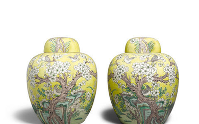 A pair of Famille-Jaune ginger jars and covers