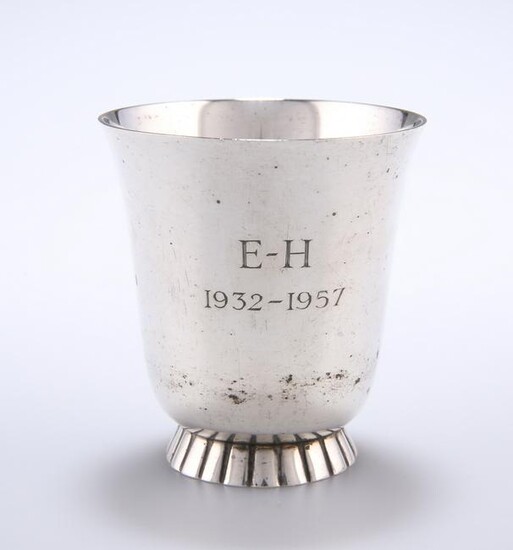 AN ELIZABETH II SILVER TOT CUP, by Wakely & Wheeler