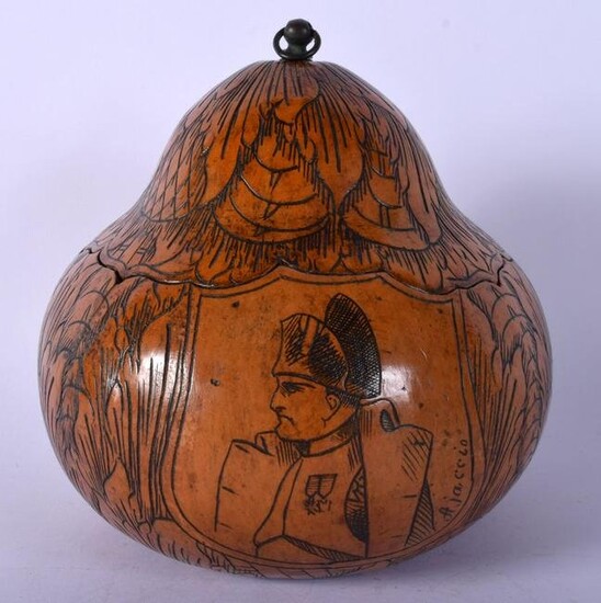 AN UNUSUAL EARLY 20TH CENTURY NAPOLEONIC CARVED