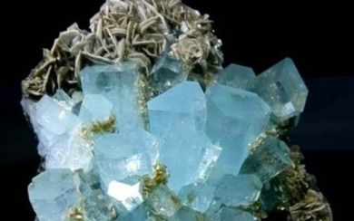 Aquamarine Specimen , Terminated Aquamarine Crystals