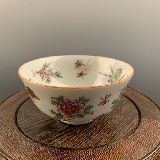 Chinese Famille Rose Flower Bowl