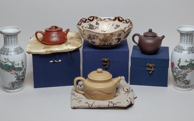 Chinese Zisha Tea Pots & Porcelains