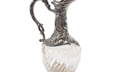 Crystal wine jug in silver, Louis XV style. France. 19th...
