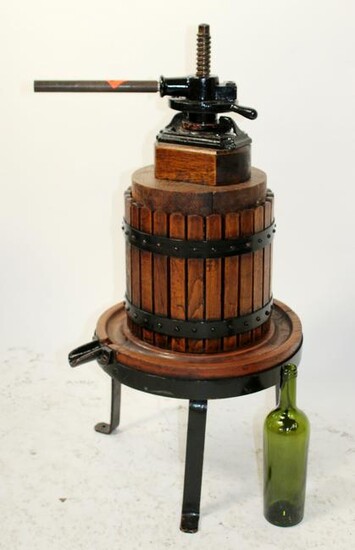 French wine press