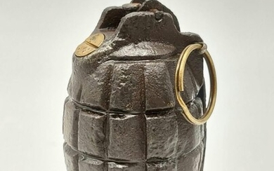 INERT 1915 Dated MK 1 No 5 Mills Grenade. Fabriqué par J.P & S.W ?...