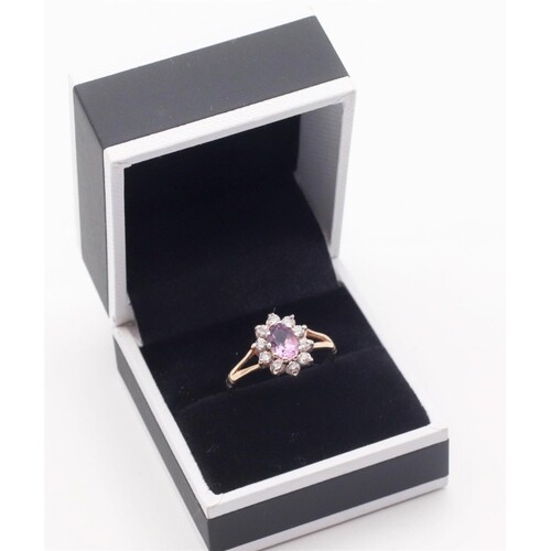 Ladies 9 Carat Gold Cluster Ring Pale Sapphire Size R