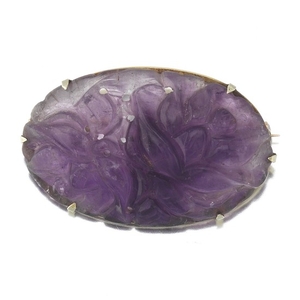 Ladies' Victorian Gold and Carved Amethyst Lotus Pin/Brooch