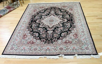 Large Vintage And Finely Hand Woven Room size Oriental Rug Carpet