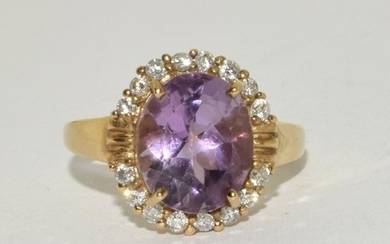 Large vintage amethyst and diamond 9ct gold cluster ring, 4....