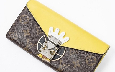 SOLD. Louis Vuitton: A "Jaune Tribal Mask Sarah Wallet" of brown mongoram canvas and yellow leather with gold and silver tone hardware. – Bruun Rasmussen Auctioneers of Fine Art