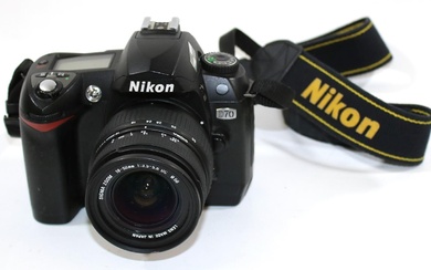 Nikon D 70