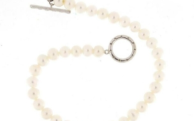 Pearl bracelet with 9ct white gold and diamond clasp