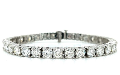 Platinum 18.00 Ct. Diamond Tennis Bracelet