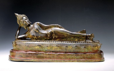 Reclining Buddha, Burma/Thailand, 19th century, bronze, fine casting, remains of...