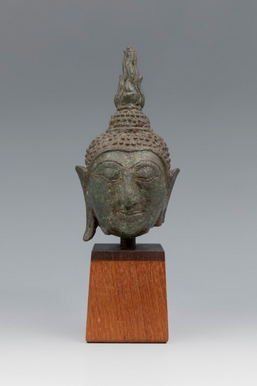Tête de bouddha. Début de la période Ayutthaya, Uthong C. Thaïlande. XVe siècle. Bronze. État...