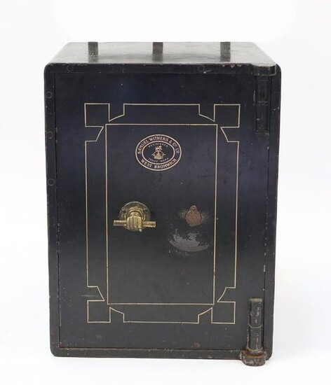 Victorian cast iron safe by Samuel Withers & Co
