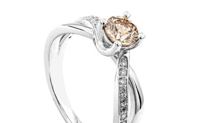 0.64 tcw SI1 Diamond Ring - 14 kt. White gold - Ring - 0.51 ct Diamond - 0.13 ct Diamonds - No Reserve Price
