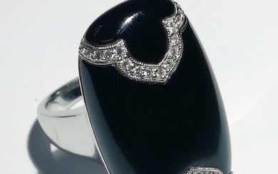 18 kt. White gold - Ring black onyx - Diamonds, ct 0.30